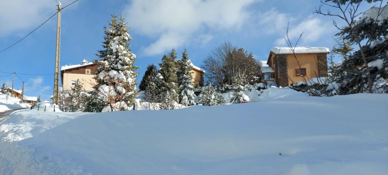Font-Romeu-Odeillo-Via Residence Campredon - Decoration Typique - 25M2 De Terrasse Amenagee Plein Sud Avec Vue Panoramique - Internet - Jardin - Parking - Navette - Linge Et Menage En Options Payantes מראה חיצוני תמונה