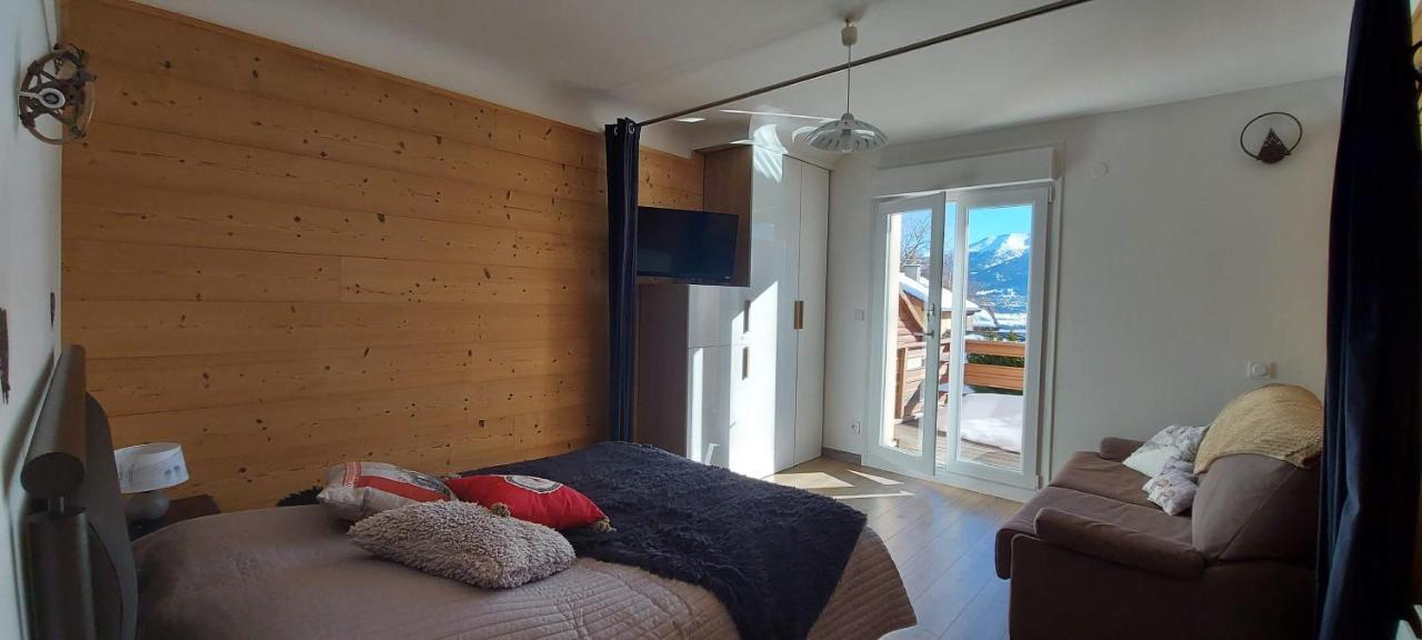 Font-Romeu-Odeillo-Via Residence Campredon - Decoration Typique - 25M2 De Terrasse Amenagee Plein Sud Avec Vue Panoramique - Internet - Jardin - Parking - Navette - Linge Et Menage En Options Payantes מראה חיצוני תמונה