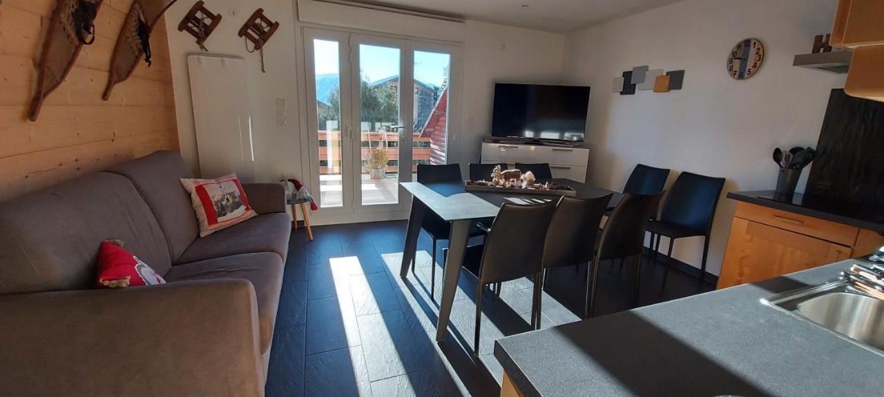 Font-Romeu-Odeillo-Via Residence Campredon - Decoration Typique - 25M2 De Terrasse Amenagee Plein Sud Avec Vue Panoramique - Internet - Jardin - Parking - Navette - Linge Et Menage En Options Payantes מראה חיצוני תמונה
