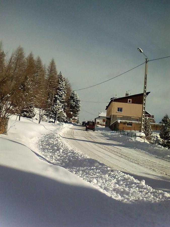 Font-Romeu-Odeillo-Via Residence Campredon - Decoration Typique - 25M2 De Terrasse Amenagee Plein Sud Avec Vue Panoramique - Internet - Jardin - Parking - Navette - Linge Et Menage En Options Payantes מראה חיצוני תמונה