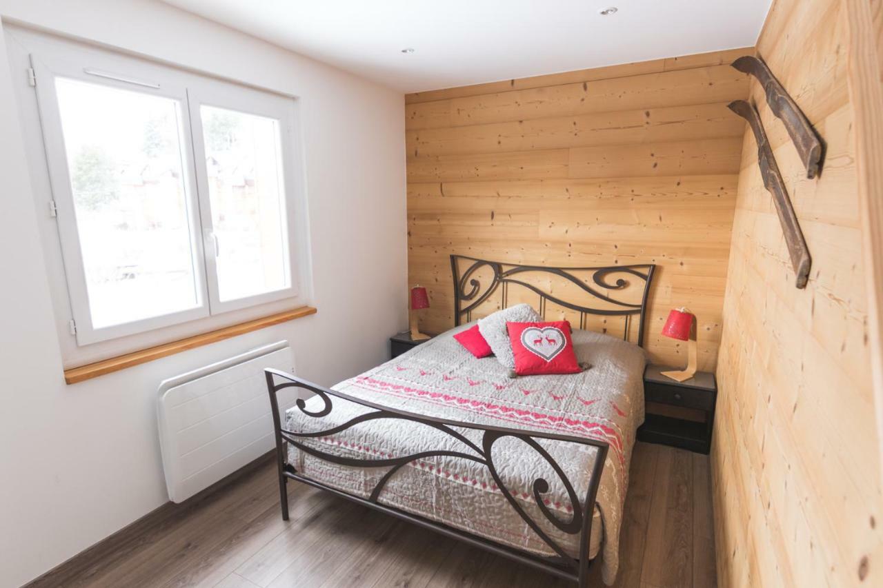 Font-Romeu-Odeillo-Via Residence Campredon - Decoration Typique - 25M2 De Terrasse Amenagee Plein Sud Avec Vue Panoramique - Internet - Jardin - Parking - Navette - Linge Et Menage En Options Payantes מראה חיצוני תמונה